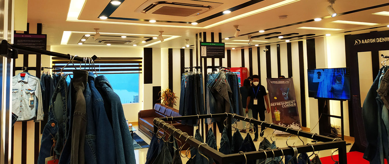 Rongin Showroom Interior
