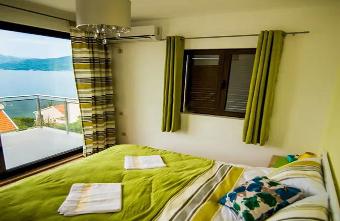 Coastal Hotel & Motel