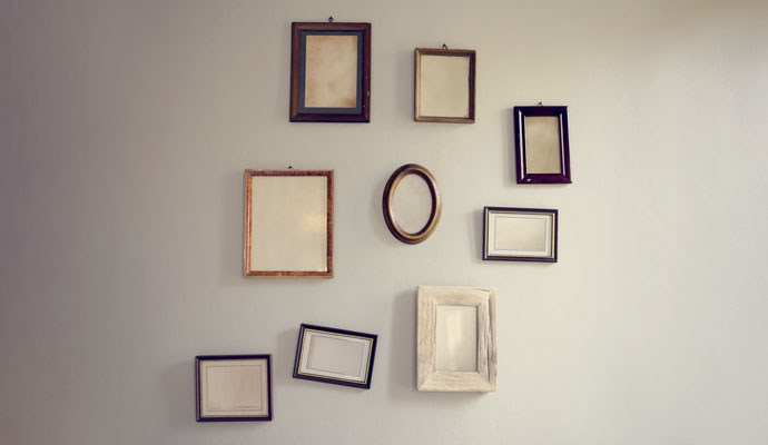 Hang Frames On The Walls