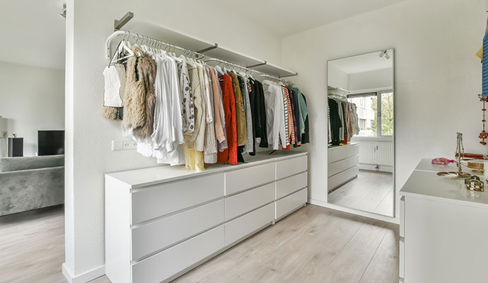 Modern Dressing Unit Design Ideas