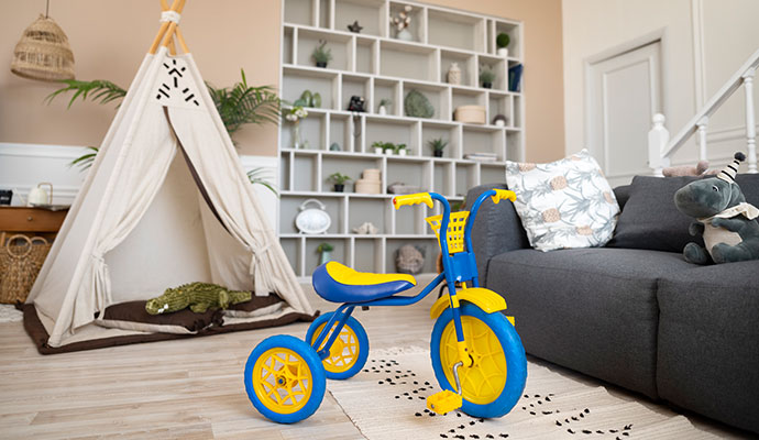 Well-arranged Space for Furniture in Kids Room